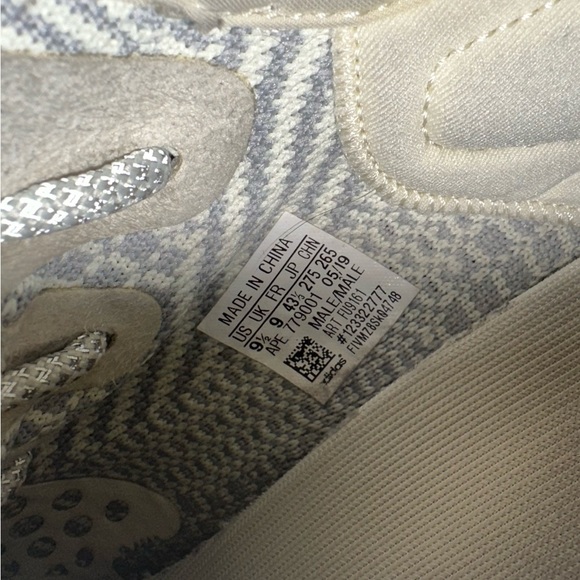 Yeezy Boost 350 V2 Lundmark Reflective - FV3254 - Picture 11 of 11